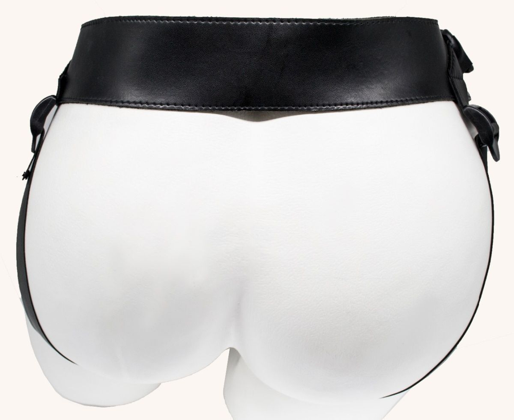 Пустотелый поясной фаллопротез MINI - 17,5 см. (Цвет: телесный с черным)