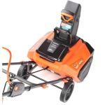 PATRIOT PE 4542 LCT 40V 40В аккумуляторный снегоуборщик (2 x 4 Ач, ЗУ) ковш 50 см, выброс 6 м 426302232