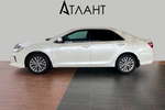 Toyota Camry, 2016 год