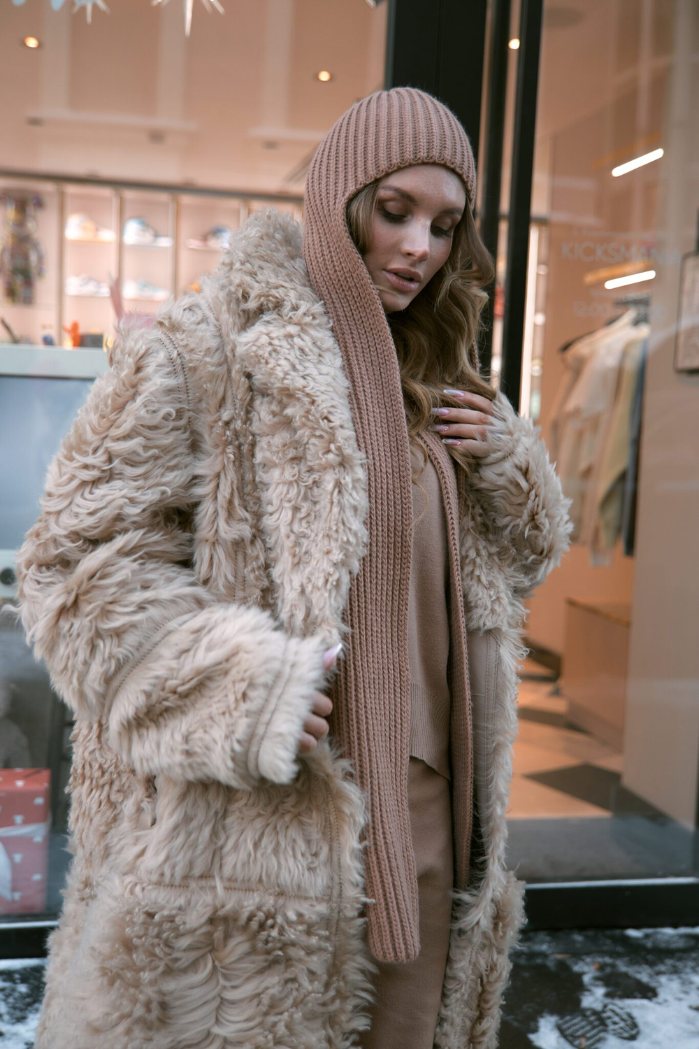 Шапка шарф бежевая