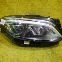Фара правая Mercedes GLE W166 (2015-2018) LED