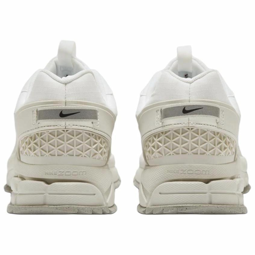 Кроссовки Nike Zoom Vomero 5 Roam Summit White