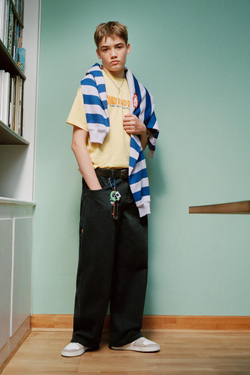 ZARA ДЖИНСЫ LOOSE С НАШИВКОЙ, ТЕМНЫЙ АНТРАЦИТ