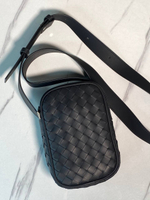 Сумка-мессенджер Bottega Veneta