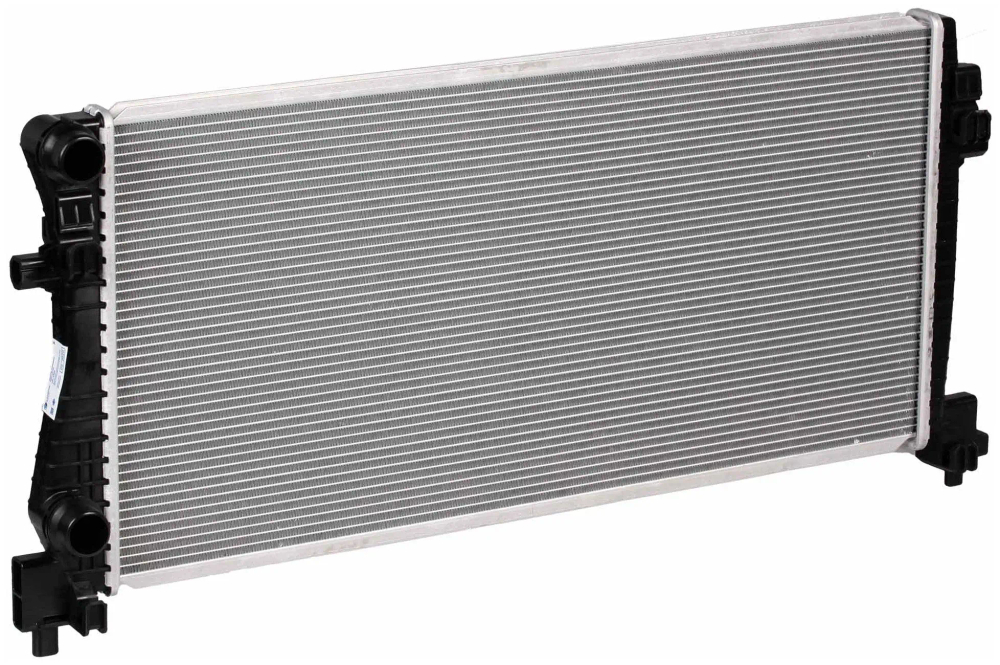 Радиатор охлаждения Audi S3