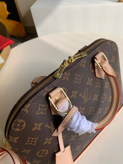 Louis Vuitton Alma PM