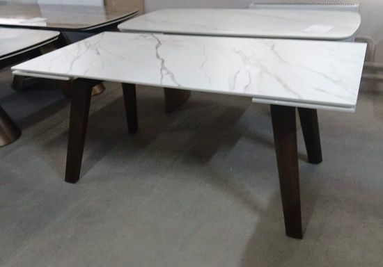 Стол BETIS 180 MATTE GILDED WHITE SOLID CERAMIC / Орех