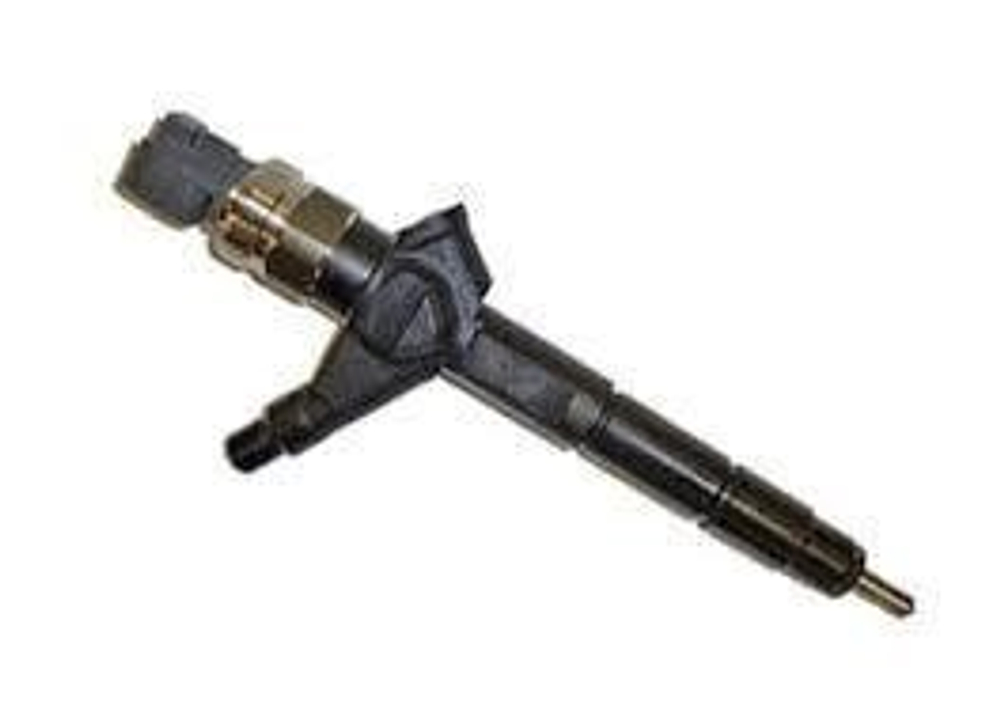 Форсунка в сборе CDI TOYOTA 2KD-FTV (23670-39045/23670-39046) 095000-0950 denso