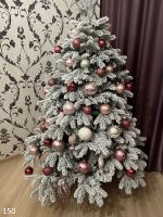 Заснеженная елка с гирляндой «Камчатская» теплый свет (Литая+пвх) 5 м