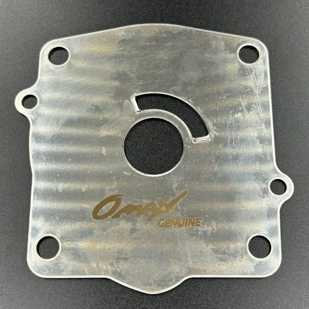 Пластина помпы охлаждения Yamaha 115-140 (Omax)