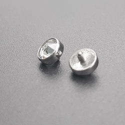 Накрутка 1 шт для микродермала  круглая 4 мм с прозрачным кристаллом, толщина резьбы 1,6 мм для пирсинга. Титан G23