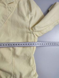 Жакет Oggi светлый 42 размер