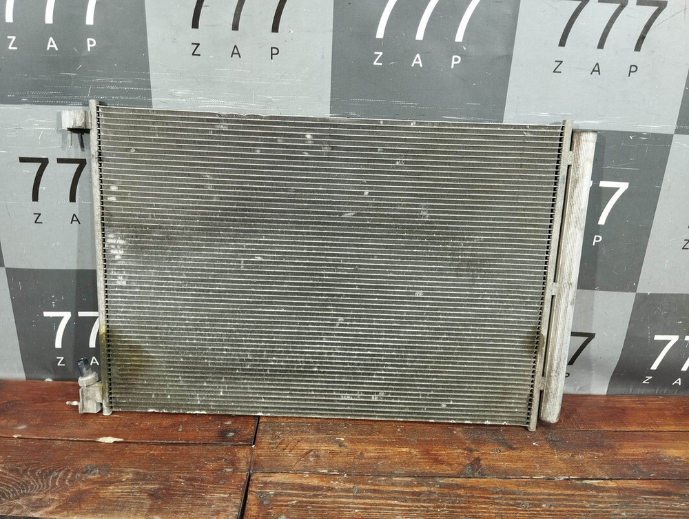 Радиатор кондиционера Mercedes E W213, C W205 БУ Оригинал A0995000454