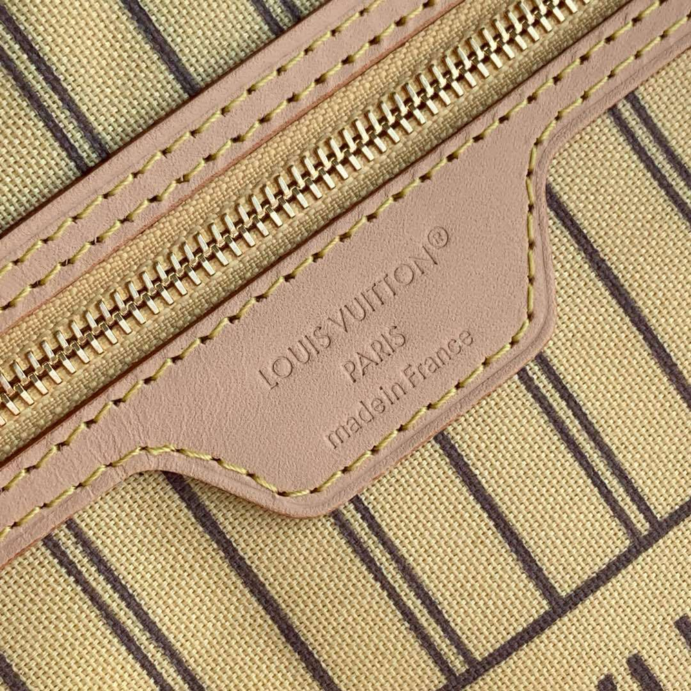 Louis Vuitton Neverfull Bandouliere Inside Out GM