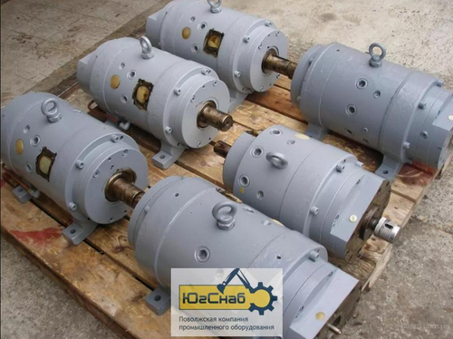 Насос аксиально-поршневой регулируемый НАД1Ф74М-45/32