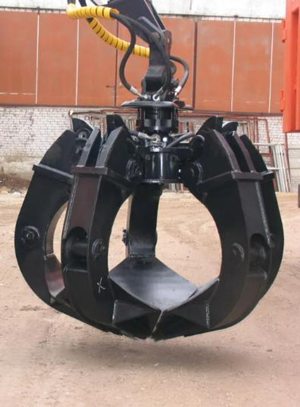 Захват грейферный на Экскаватор Hitachi