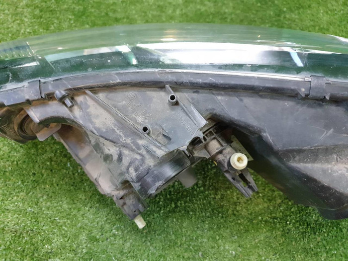 Битая Фара правая Lada Largus 1 (2021-н.в.) галоген