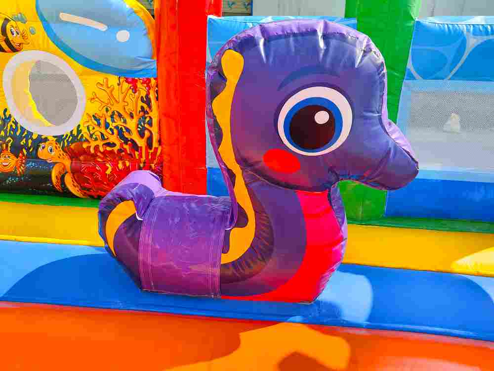 Коммерческий надувной батут «Морская волна 3», 10*6*6 м