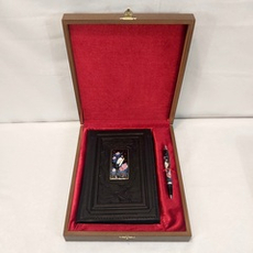 Ежедневник А5 "Журавль и китайские пионы" (обложка из натуральной кожи) и ручкой с росписью Палех в футляре