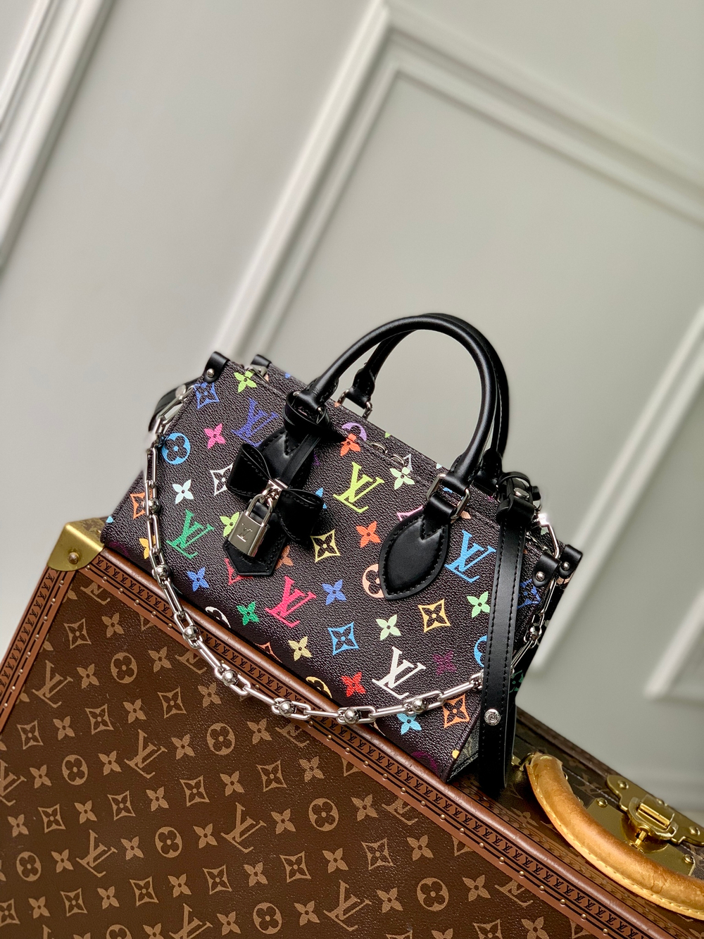 Louis Vuitton Onthego East West