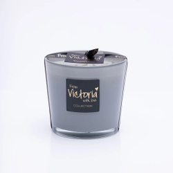 nan Свеча ароматическая Glossy grey Victoria with Love Серый