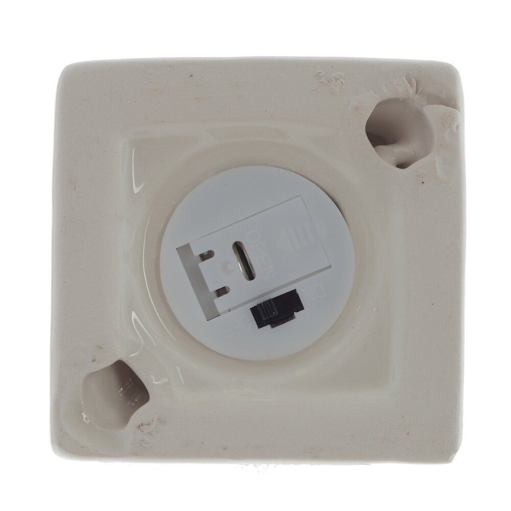 GAEM Фигурка декоративная "Домик" с подсветкой, L7,5 W7,5 H10,5 см, (LR44х3