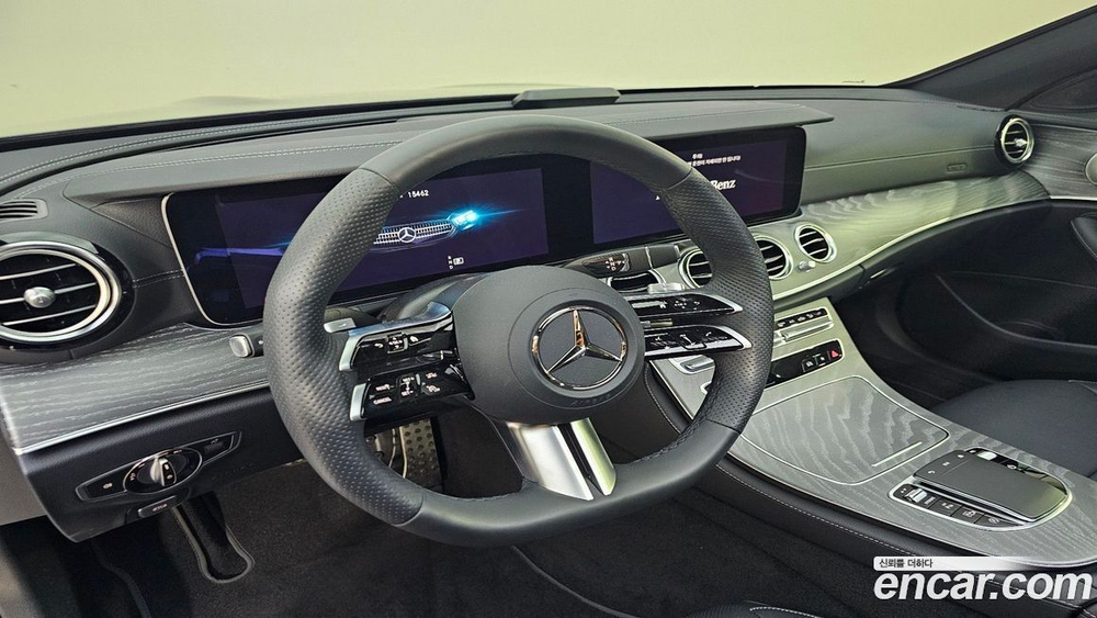 Mercedes-Benz E-Class W213 E350 4MATIC AMG Line (04.2023)