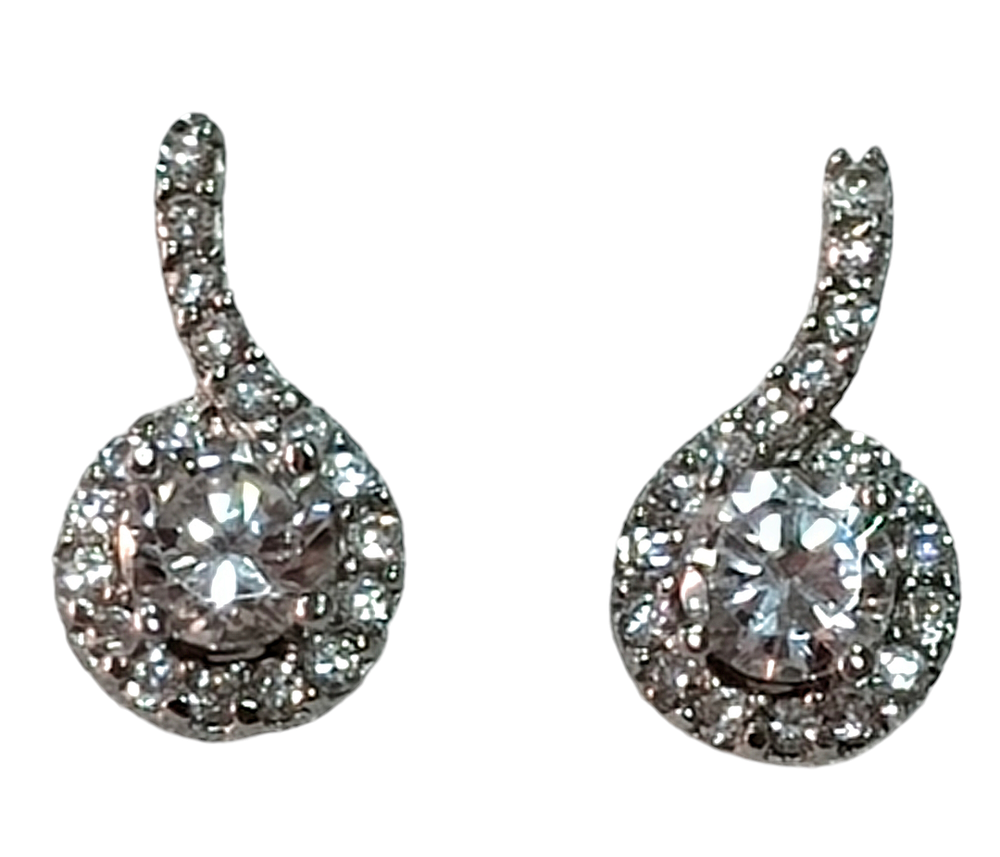 Ювелирные серьги-гвоздики из серебра