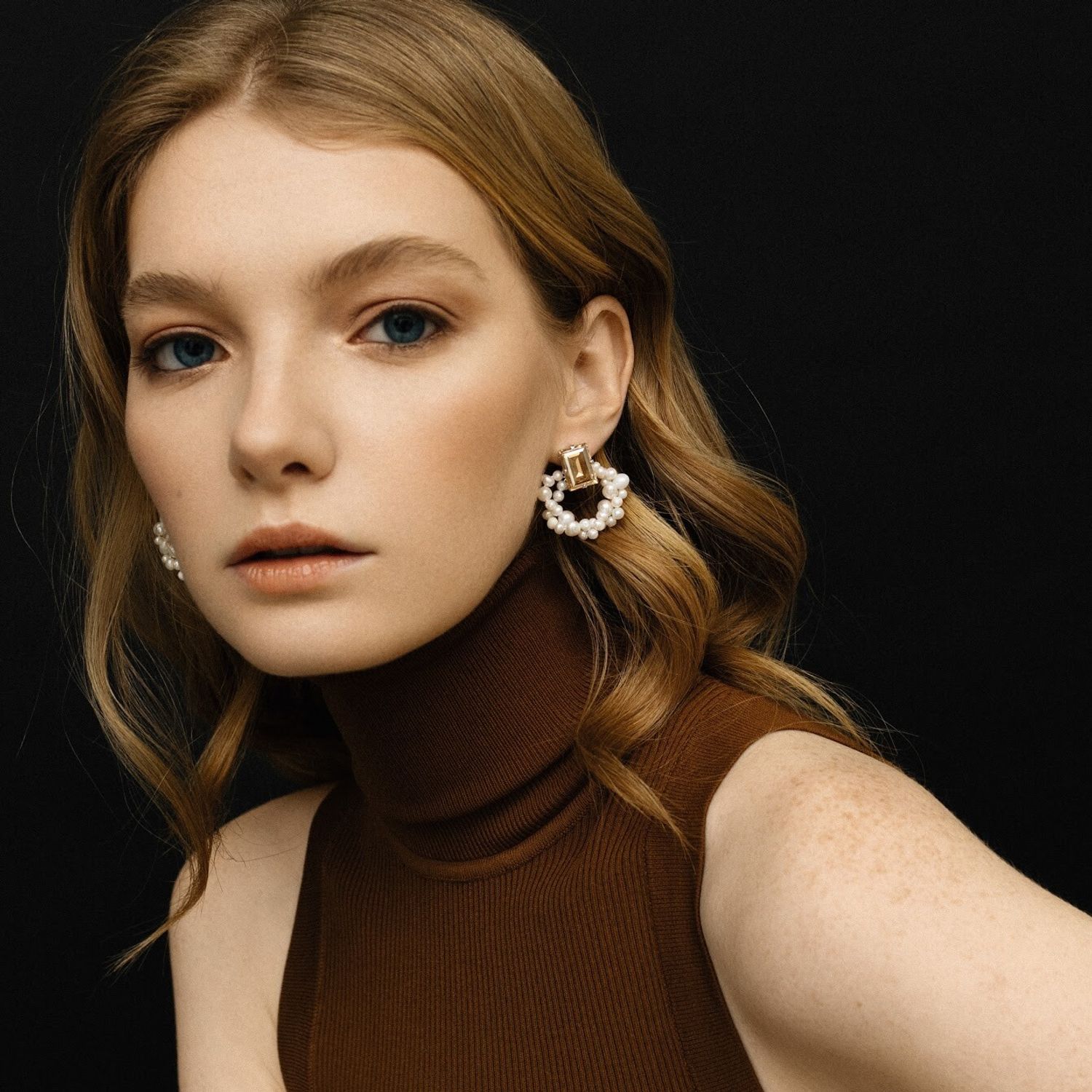 Серьги Step Cut Pearl Earrings