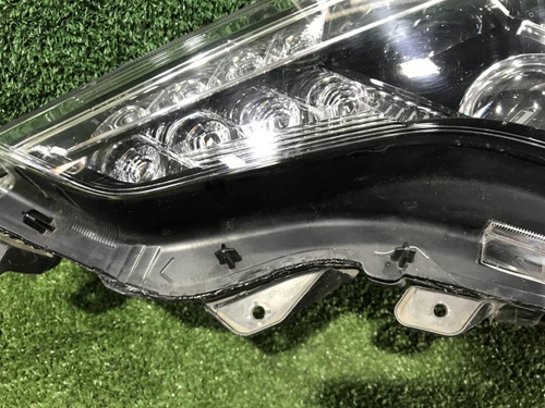 Фара левая Toyota Land Cruiser Prado 150 (2013-2017) LED