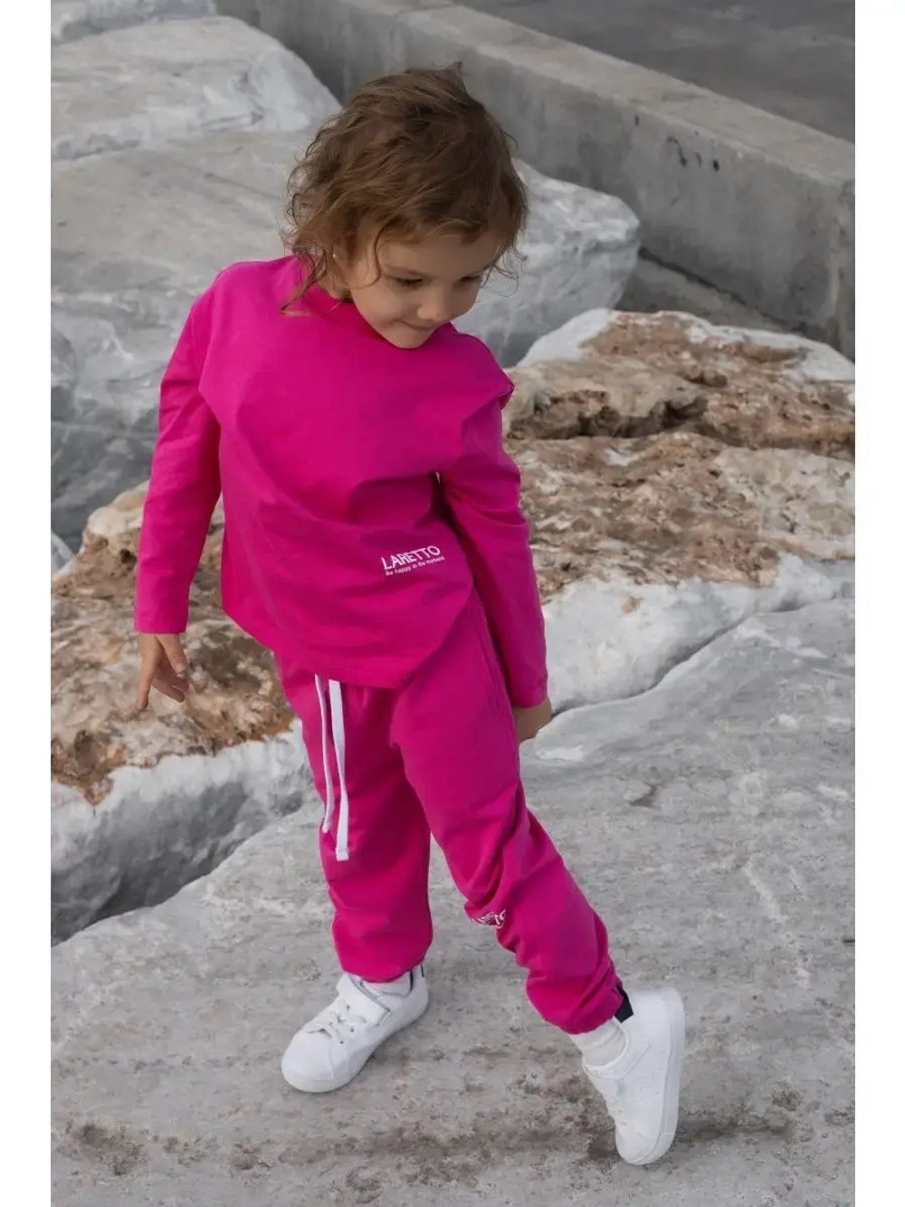 Спортивные костюм для девочки