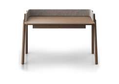 Стол письменный Basic 140*60 см (натуральный дуб, бежевый рогожка)