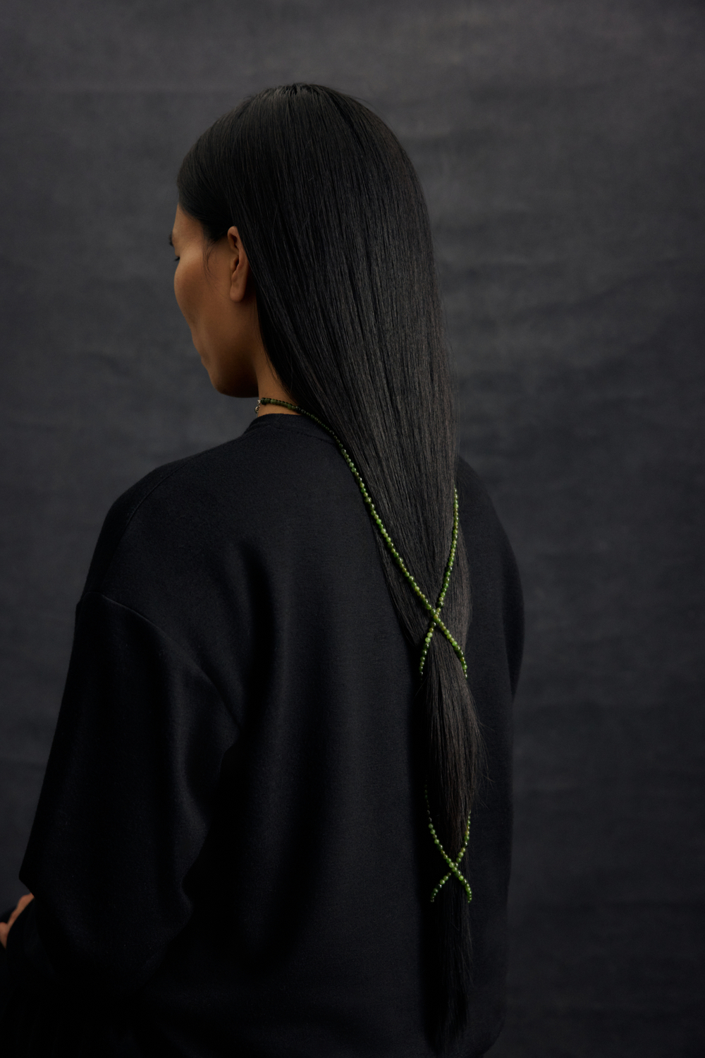 Длинные бусы Akulina из зеленого нефрита Loginova x QUARZ