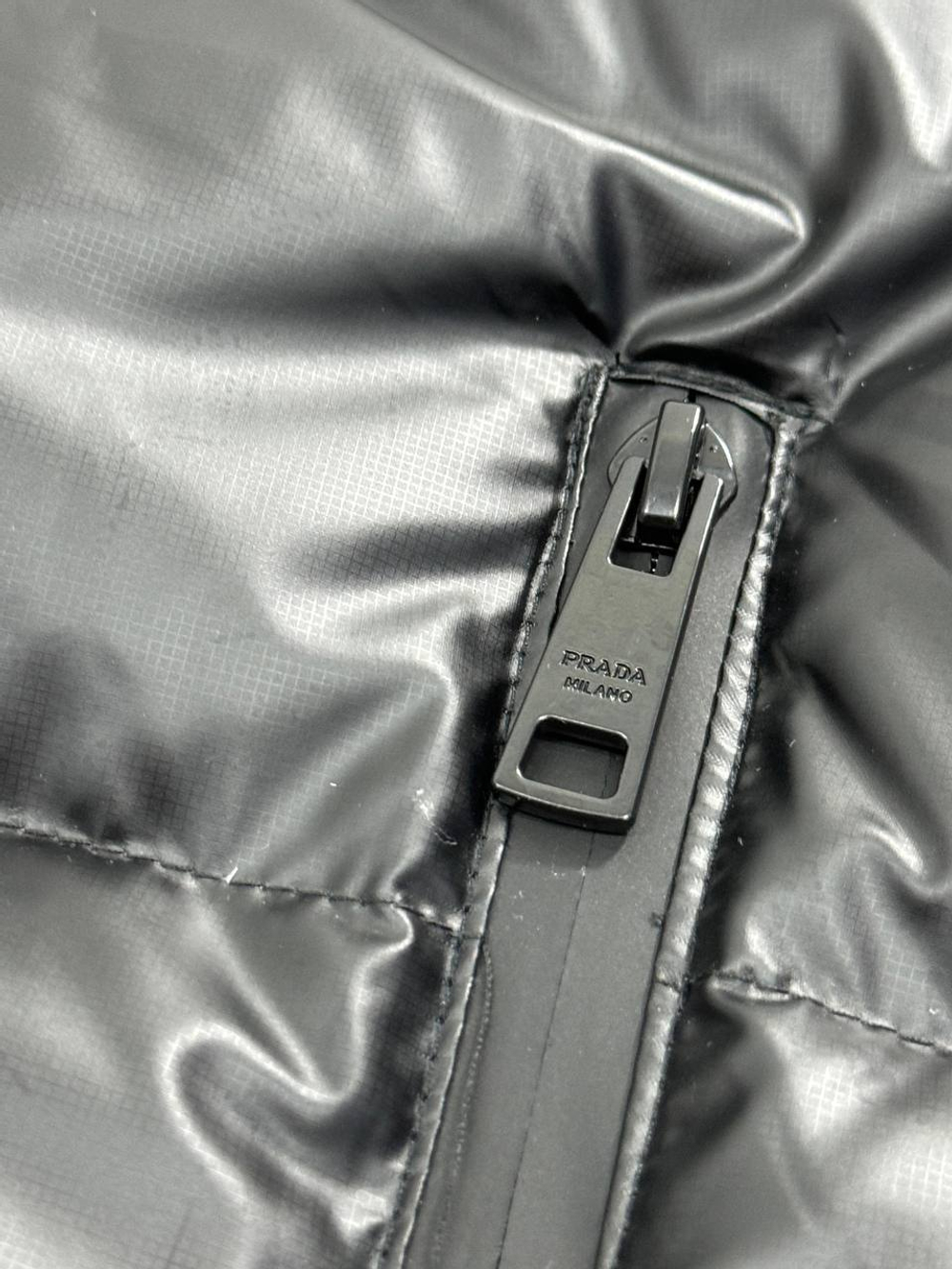 Пуховик Prada