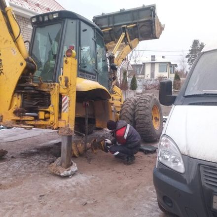 Ремонт бортовой экскаватора