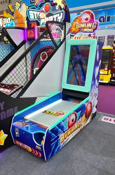 Детский игровой автомат «Мини-боулинг»