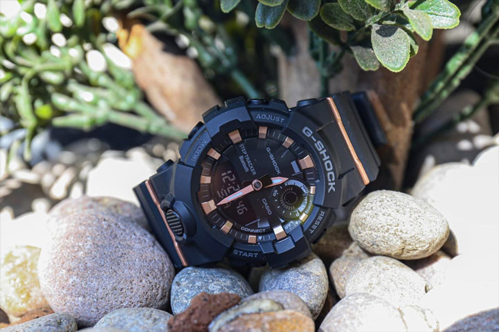 Часы Casio GMA-B800-1AER