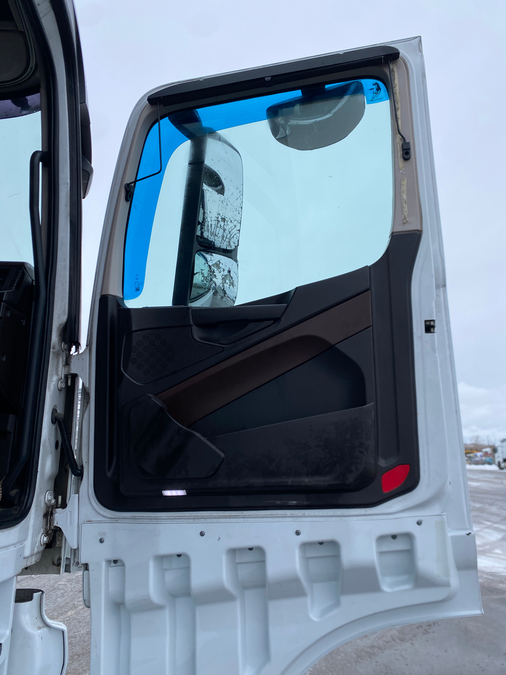 КамАЗ 54901 4x2 Седельный тягач 54901-94 (Дизельный, 11,9 л, 450 л.с., АТ)