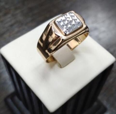 Кольцо из золота