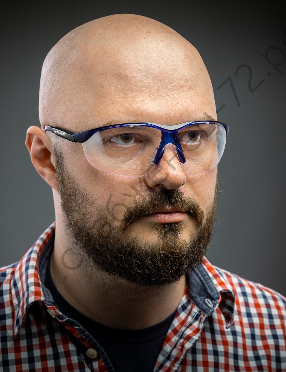 ЗУБР ПРОГРЕСС прозрачные, открытого типа, линза устойчива к царапинам и запотеванию, защитные очки (110320)