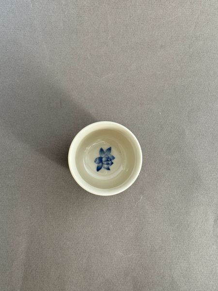 Чашка с иероглифами, керамика, 100мл