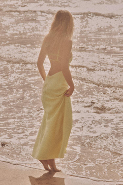 ZARA АТЛАСНОЕ ПЛАТЬЕ МИДИ НА БРЕТЕЛЯХ, ЖЕЛТЫЙ