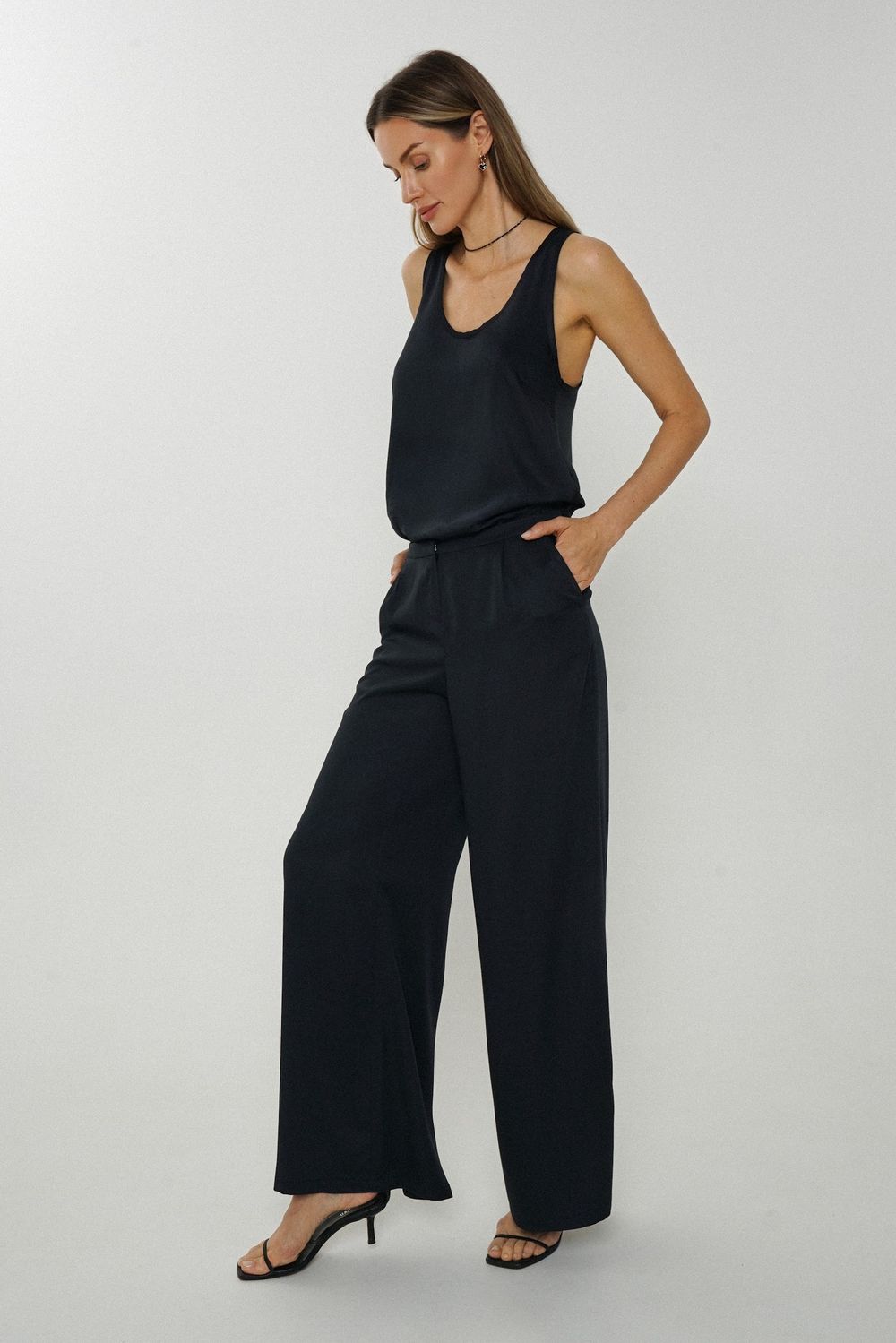 Топ Alexandra Talalay AT-s015 черный