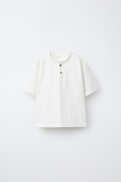 ZARA БАЗОВАЯ ФУТБОЛКА С ПУГОВИЦАМИ, ЭКРЮ