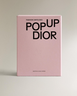Fashion Unfolded: Dior. Книга-раскладка pop-up (на английском языке)