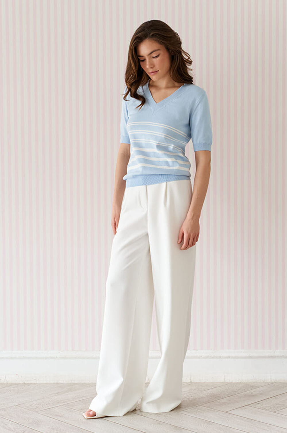 23253 Джемпер женский (голубой / молочный)