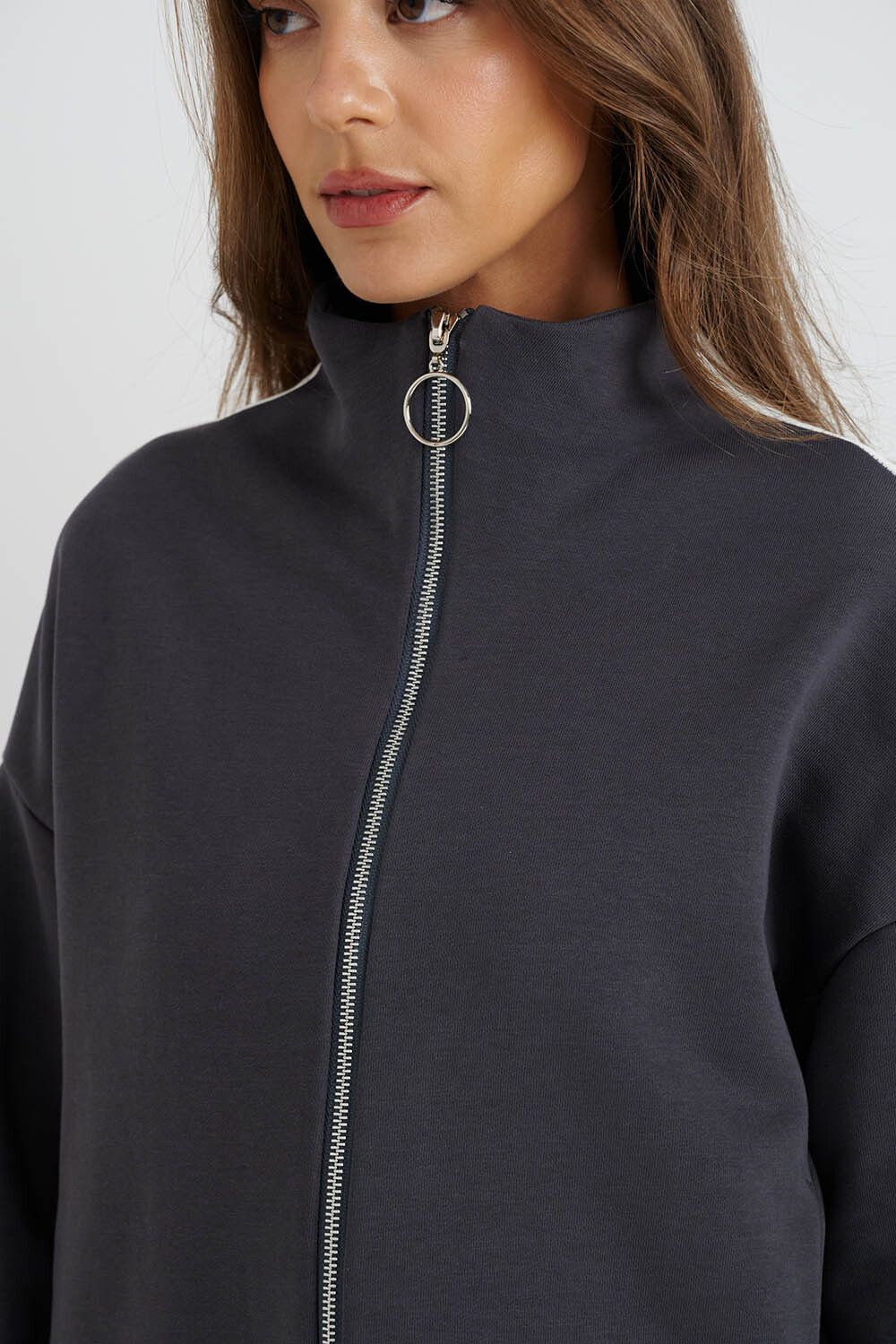 Олимпийка на молнии с лампасами цвета антрацит