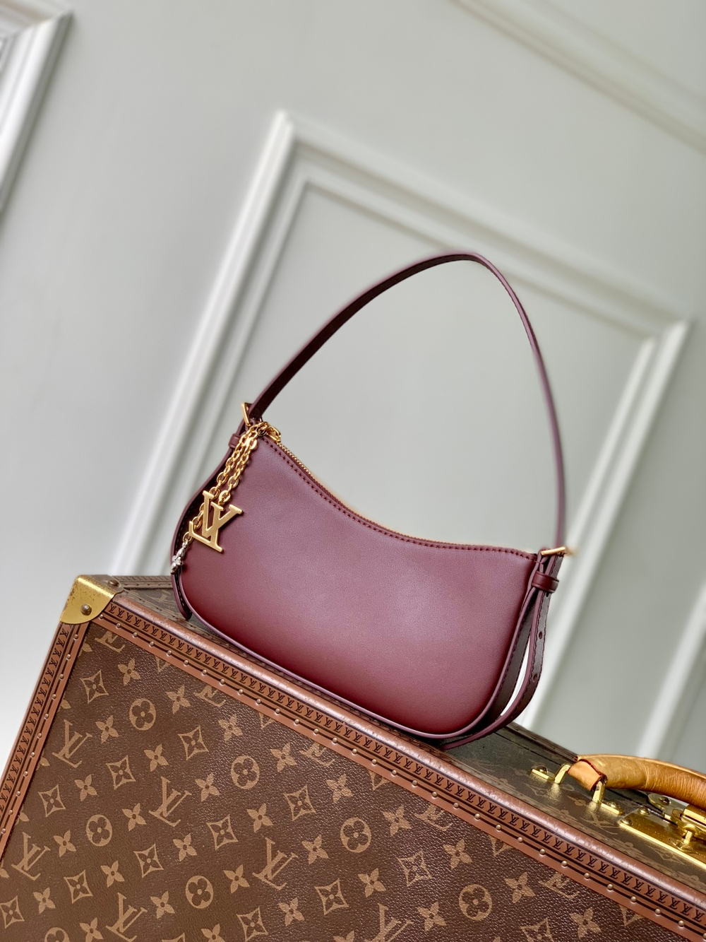 Louis Vuitton Pochette LV Bloom