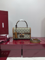 Padlock top handle bag