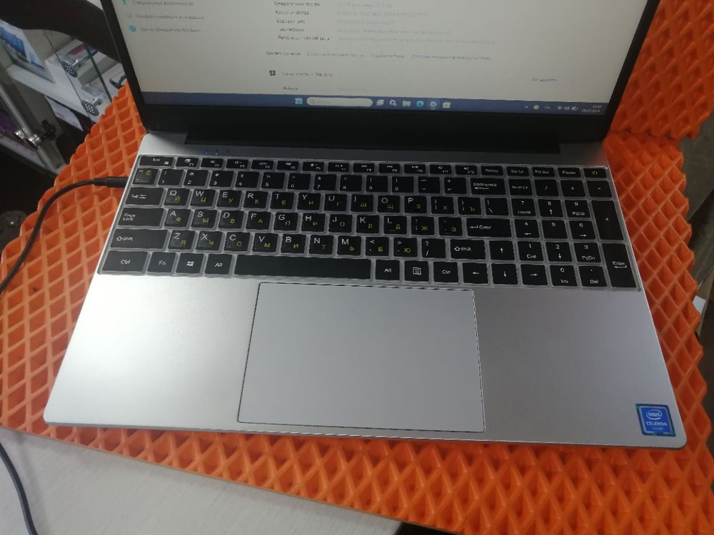 Ноутбук 15.6", Intel Celeron J4105, RAM 12ГБ, SSD 256 ГБ